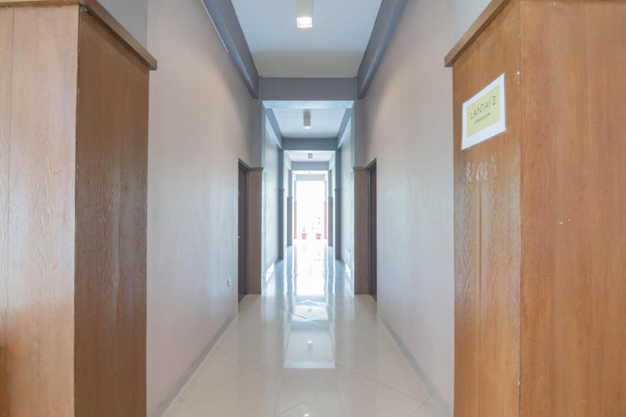 Urbanview Syariah Insani Cisarua Puncak Hotel 3*