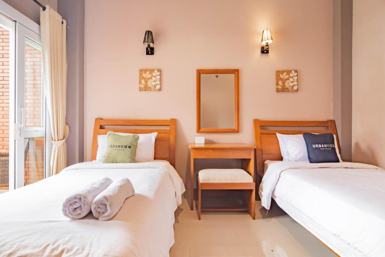 Hotel Urbanview Syariah Insani Cisarua Puncak Bogor