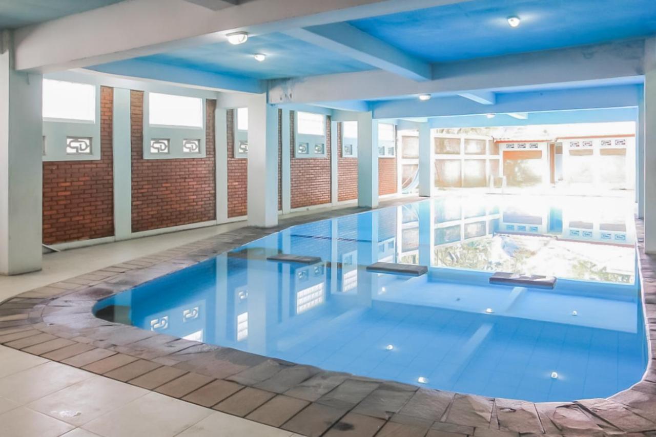 Hotel Urbanview Syariah Insani Cisarua Puncak Bogor