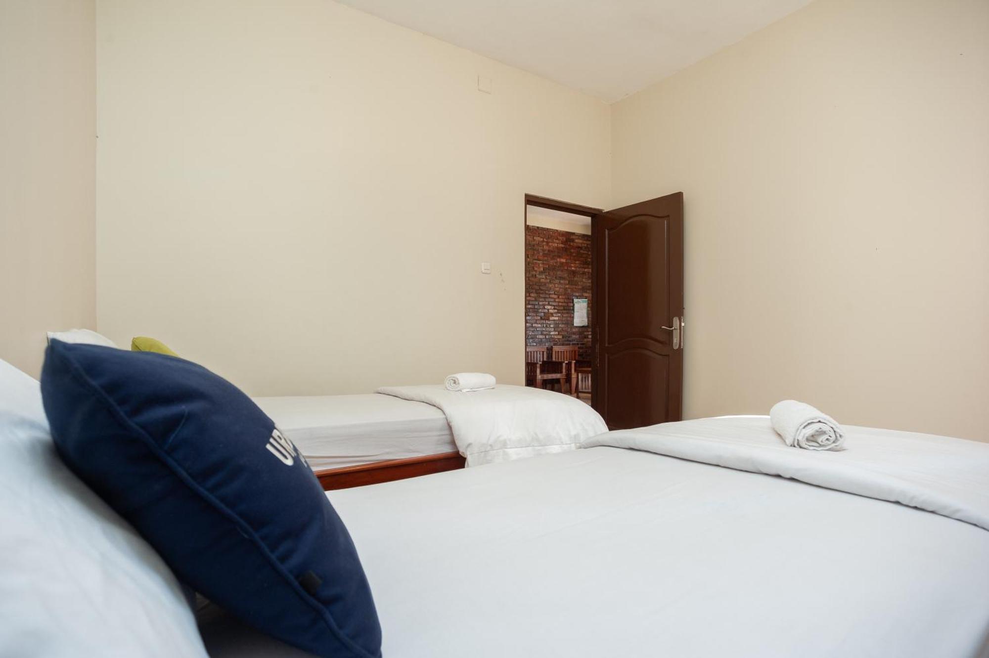 Urbanview Syariah Insani Cisarua Puncak Hotel Bogor